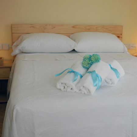 El Faro Apartaments Platja Llarga-Les Salines-Tgn Тарагона Екстериор снимка