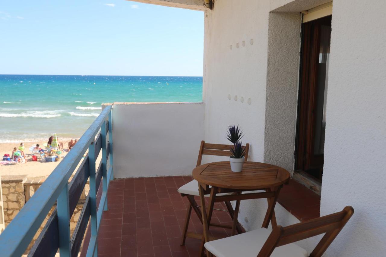 El Faro Apartaments Platja Llarga-Les Salines-Tgn Тарагона Екстериор снимка