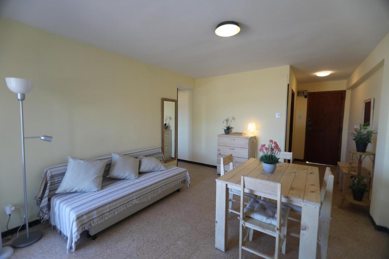 El Faro Apartaments Platja Llarga-Les Salines-Tgn Тарагона Екстериор снимка