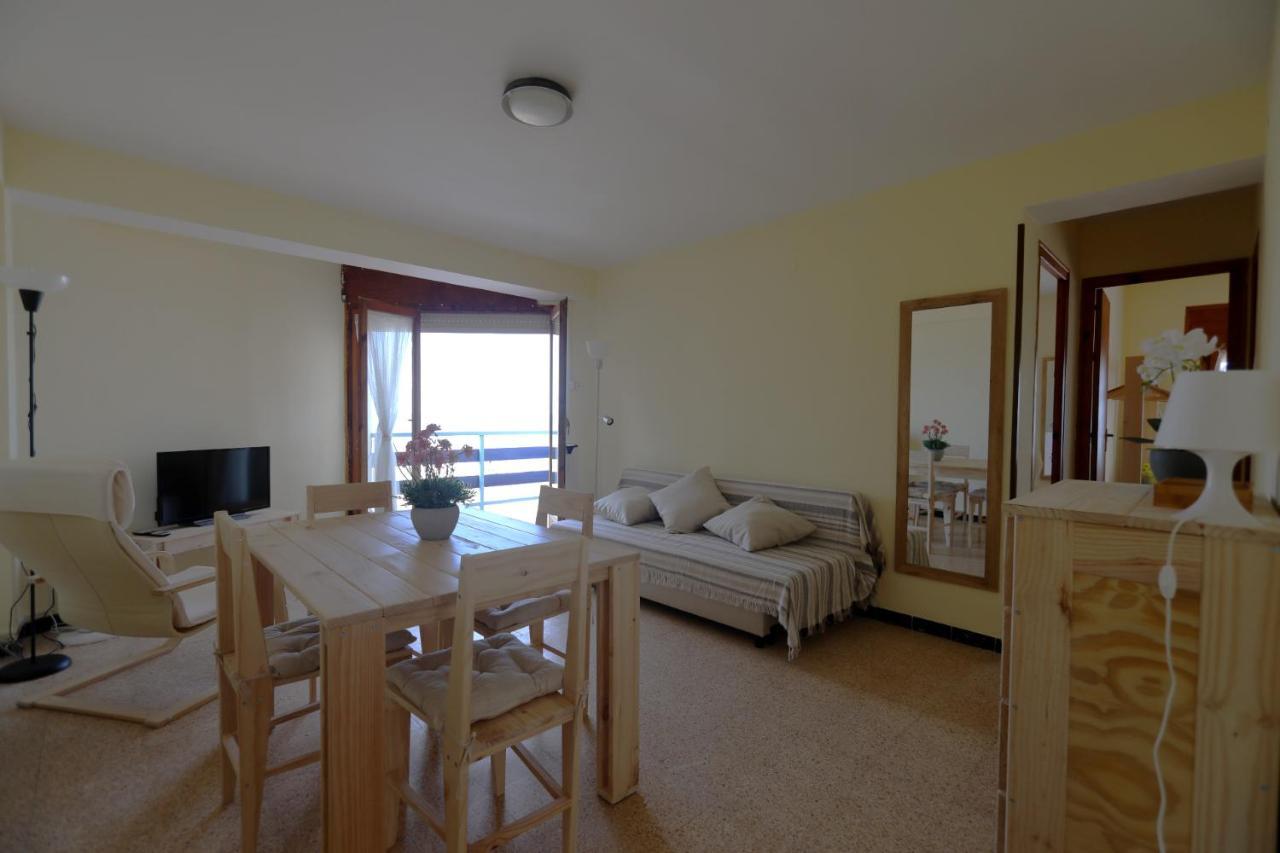 El Faro Apartaments Platja Llarga-Les Salines-Tgn Тарагона Екстериор снимка