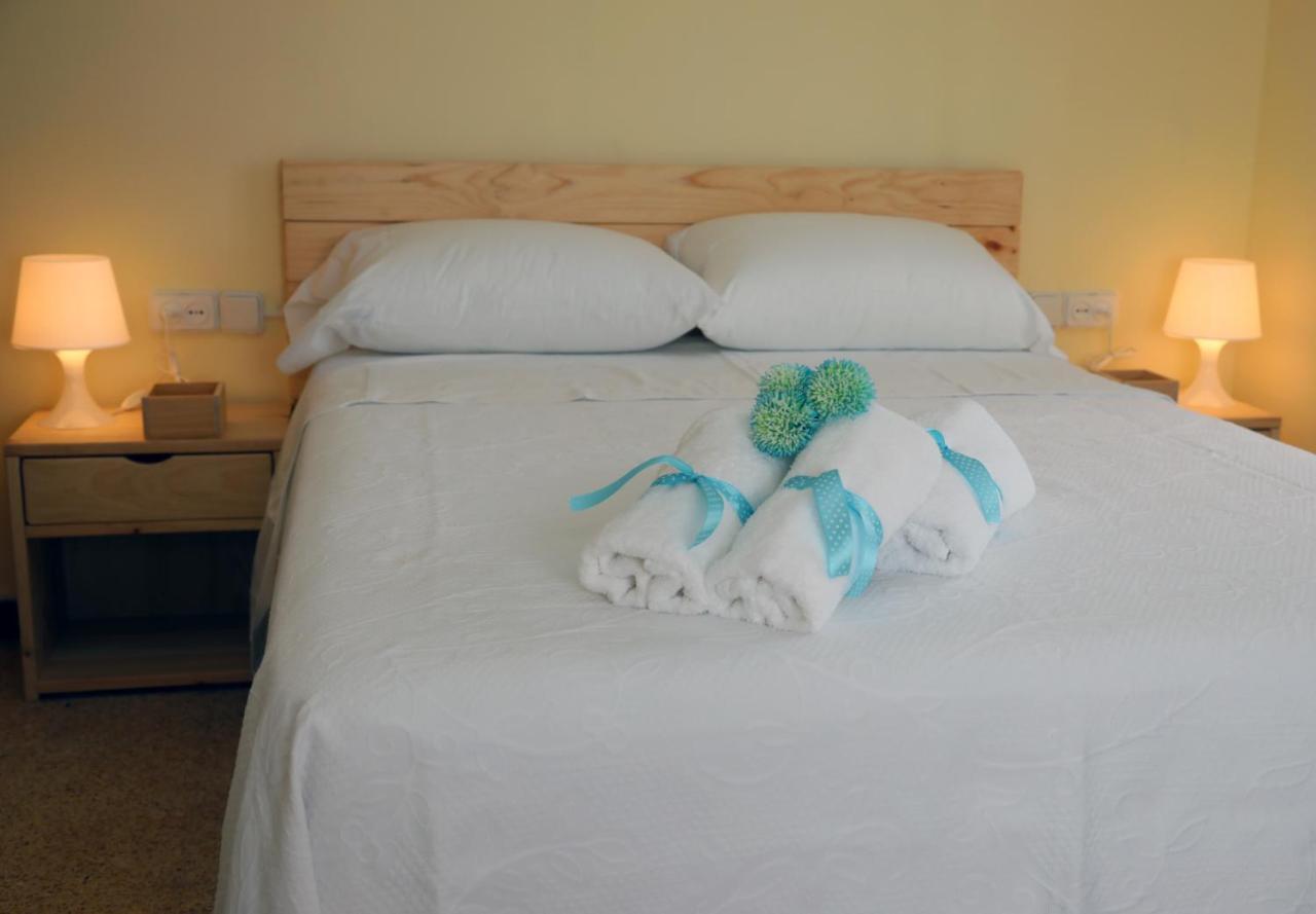 El Faro Apartaments Platja Llarga-Les Salines-Tgn Тарагона Екстериор снимка